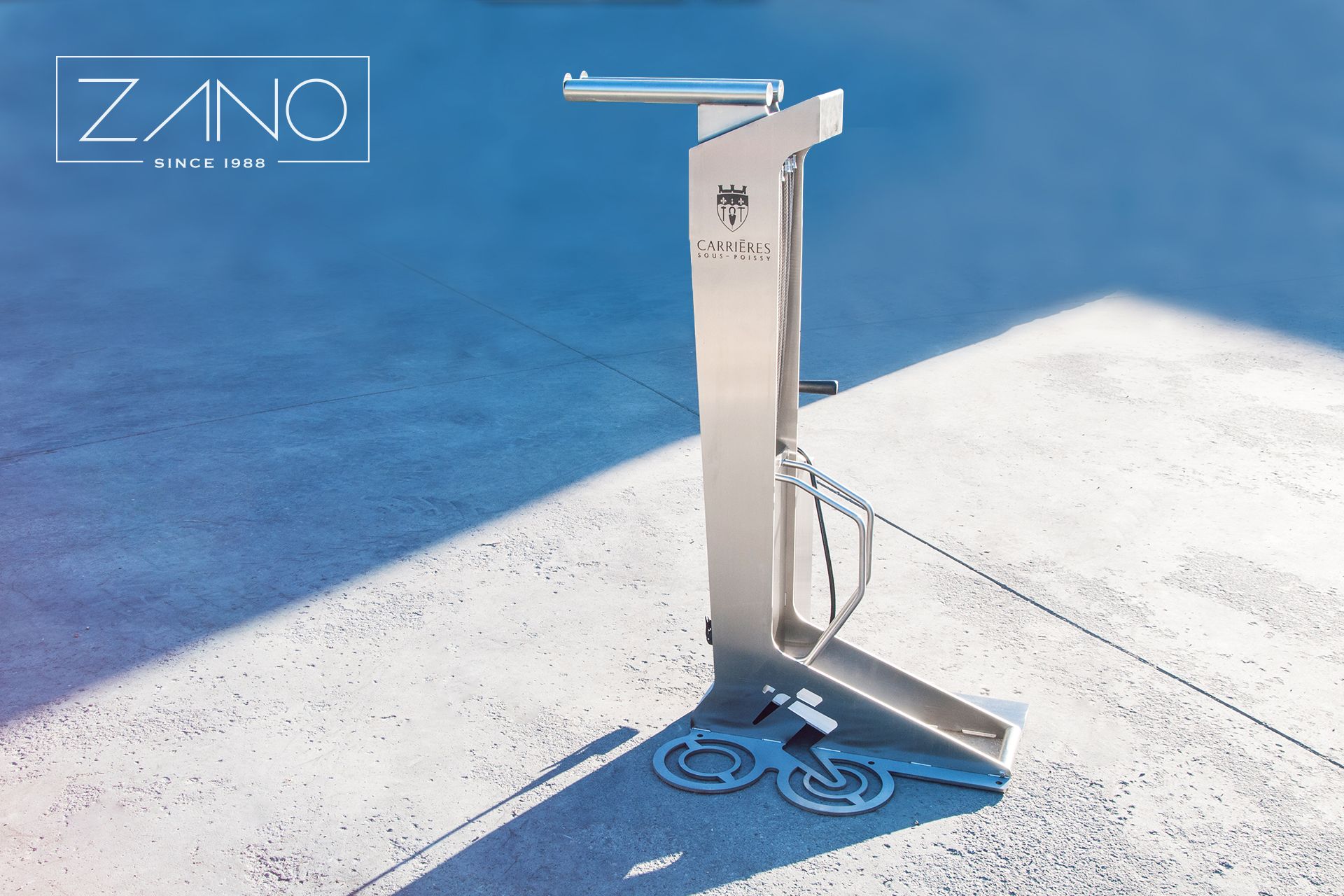 KANGU bicycle repair station