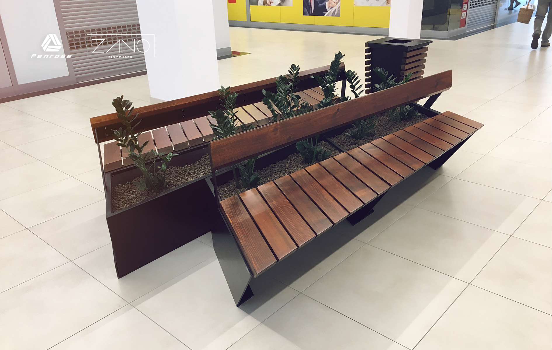 Indoor bench with pot - Penrose